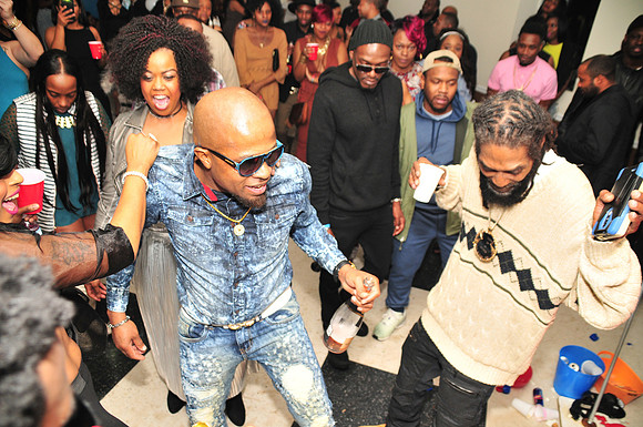 HRU_9117 copy